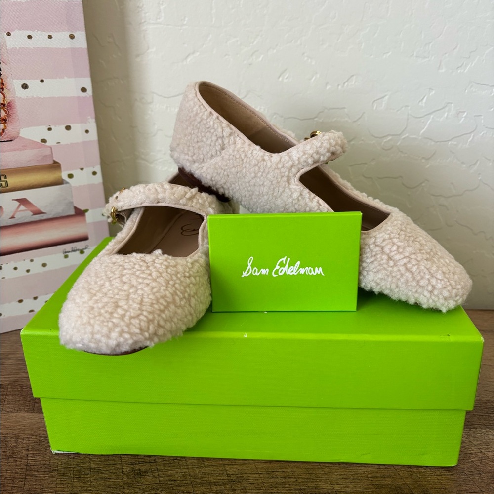 Sam Edelman Cream Flats